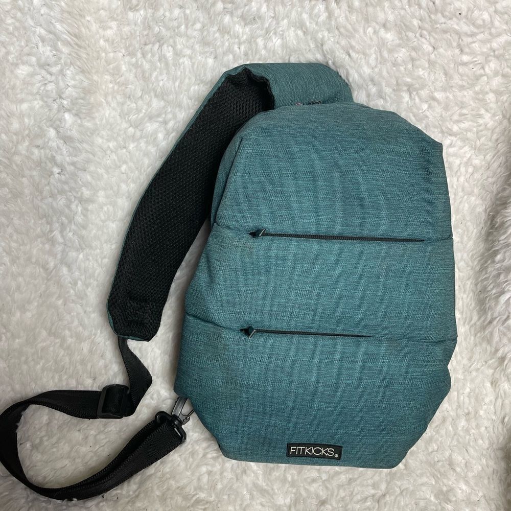 FITKICKS LATITUDE ACTIVE LIFESTYLE SLING BAG-BLUE And BLACK